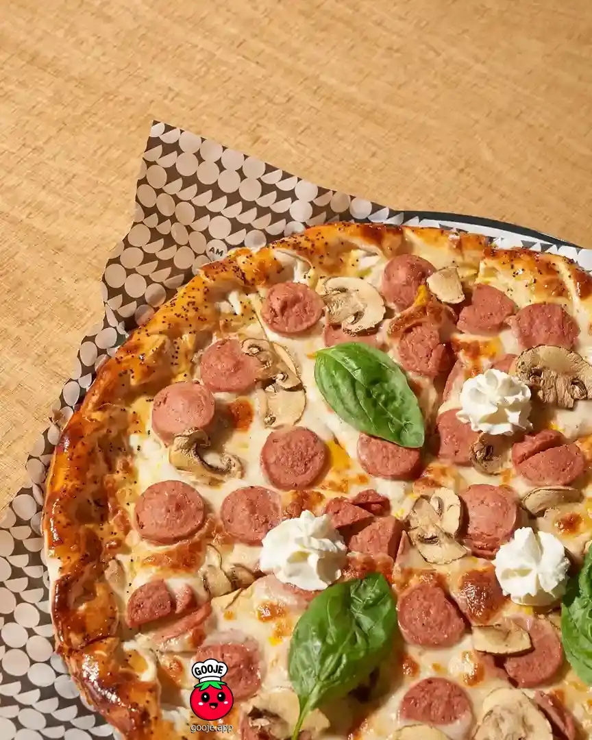 سوسیس و قارچ