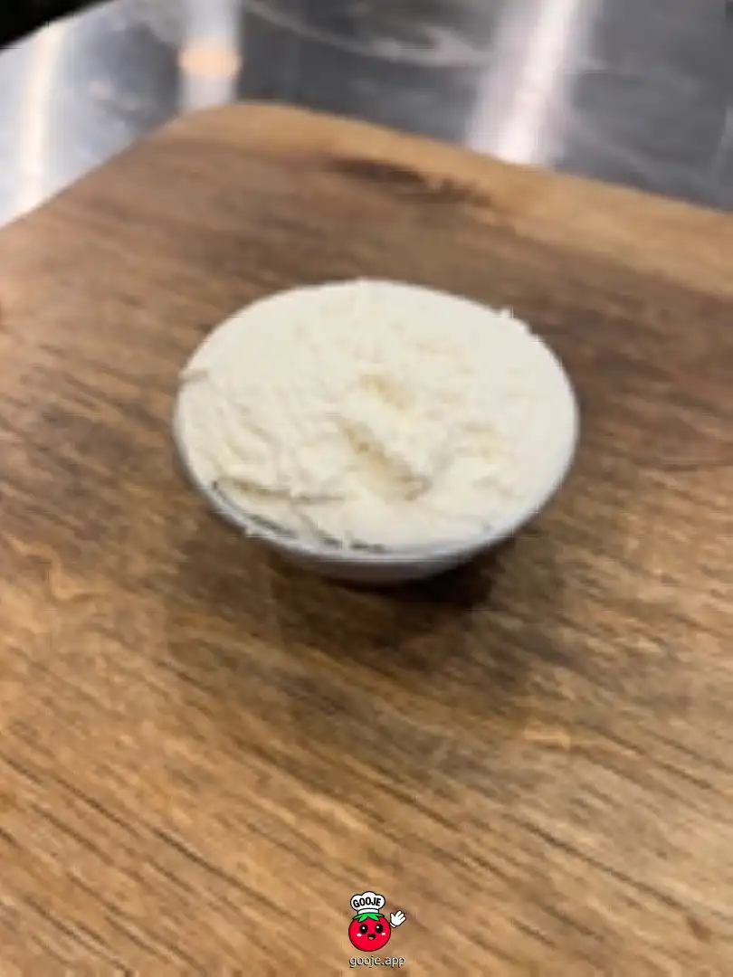 تاپینگ پنیر ریکوتا