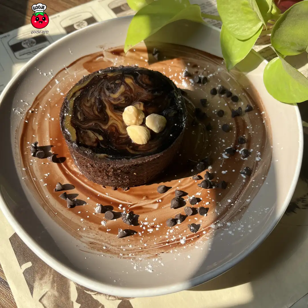 تارت شکلات فندق