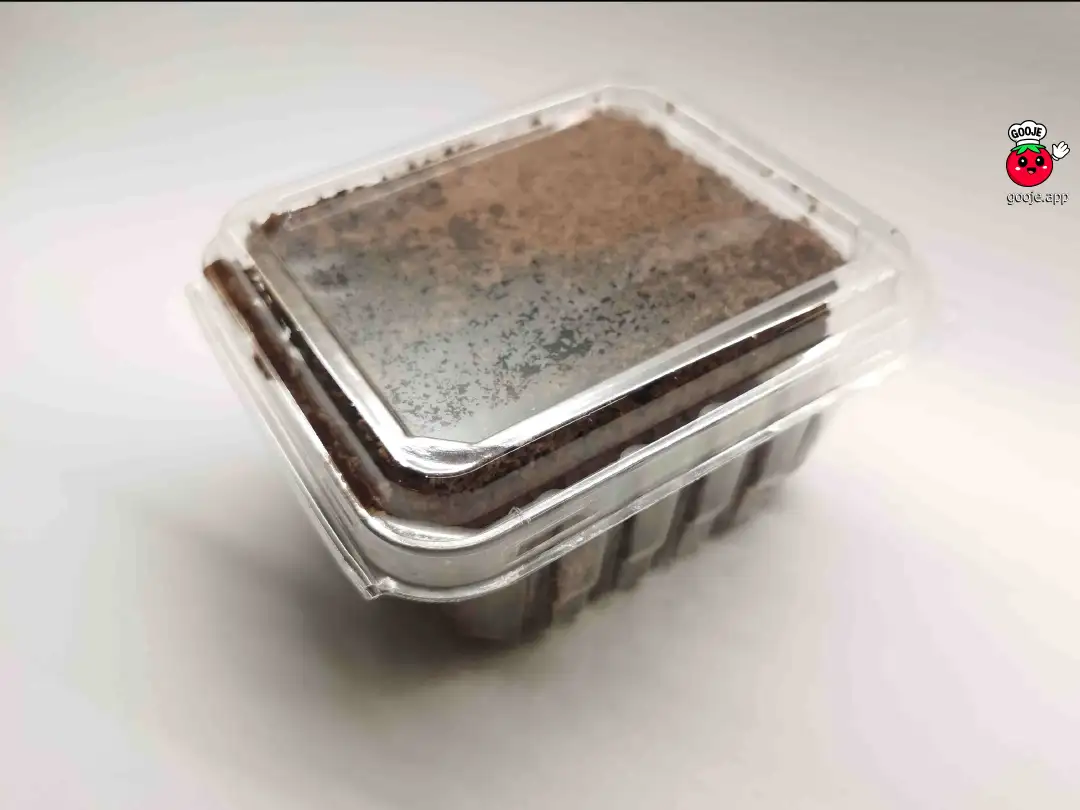 کیک شکلاتی بی بی