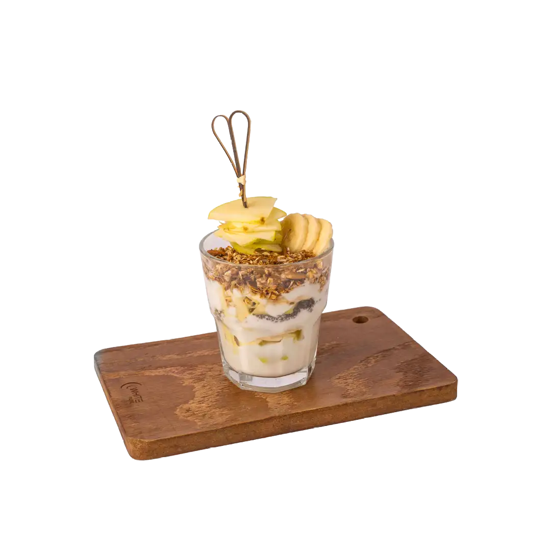 ماست و گرانولا