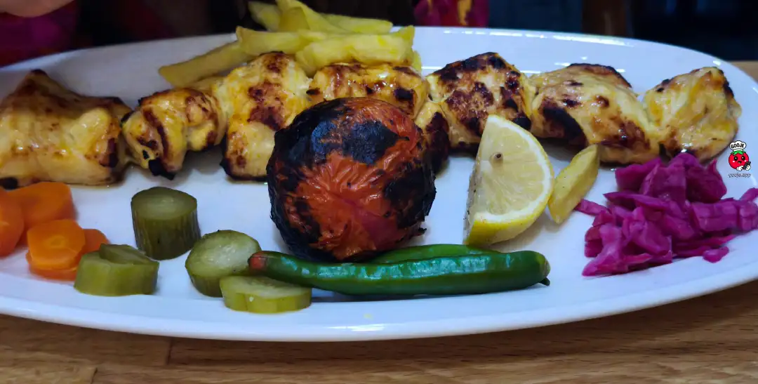 جوجه کباب مخصوص هواری