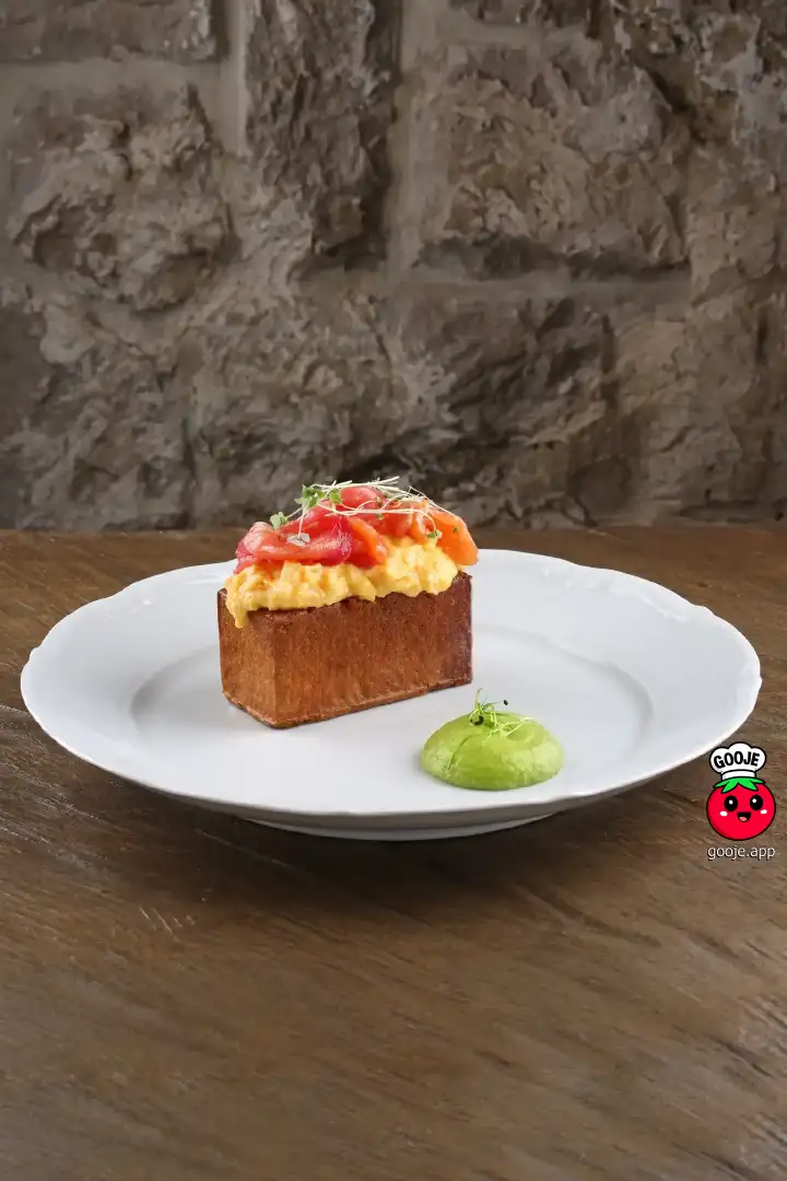 بریوش اسکرمبلد سلمن