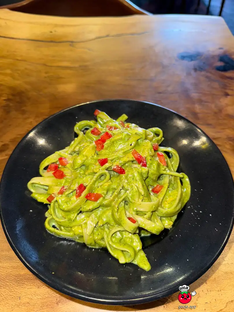 فتوچینی چیکن پستو