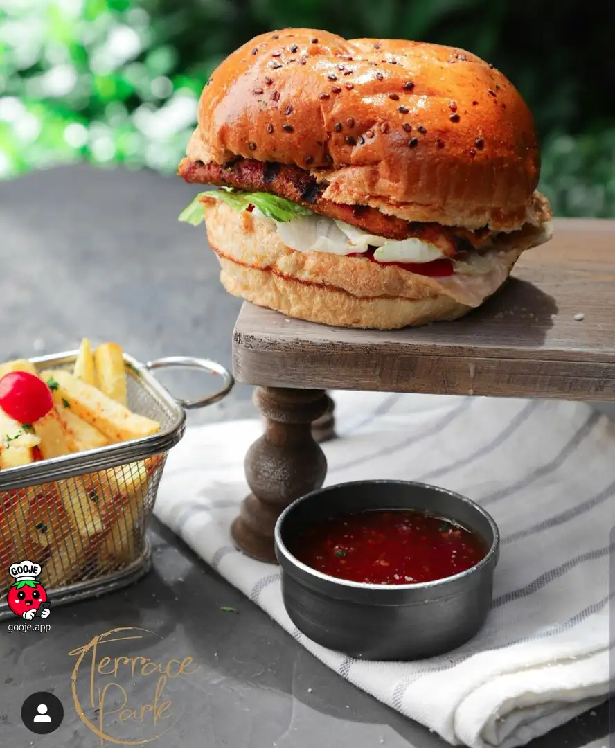 چیکن برگر گریل