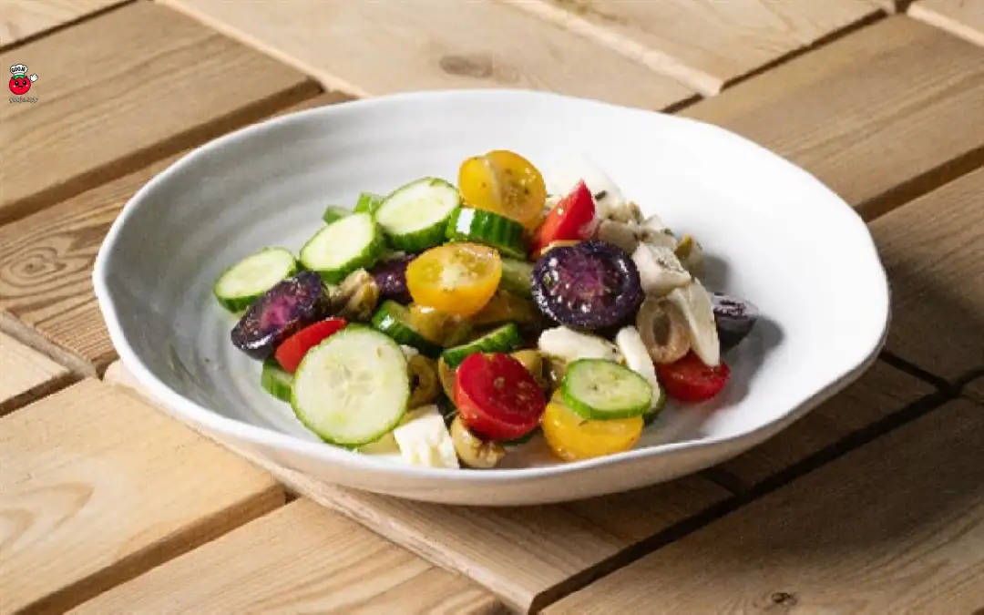 سالاد خیار گوجه