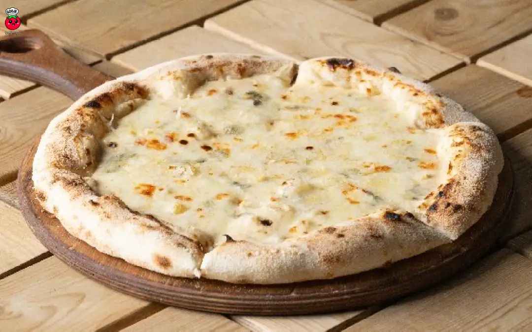 پیتزا پنج پنیر